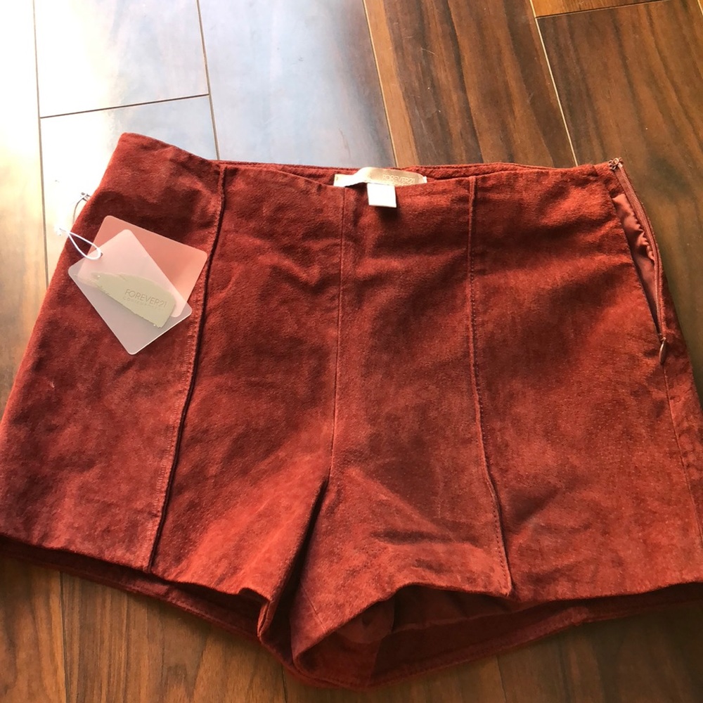 Suede Maroon shorts